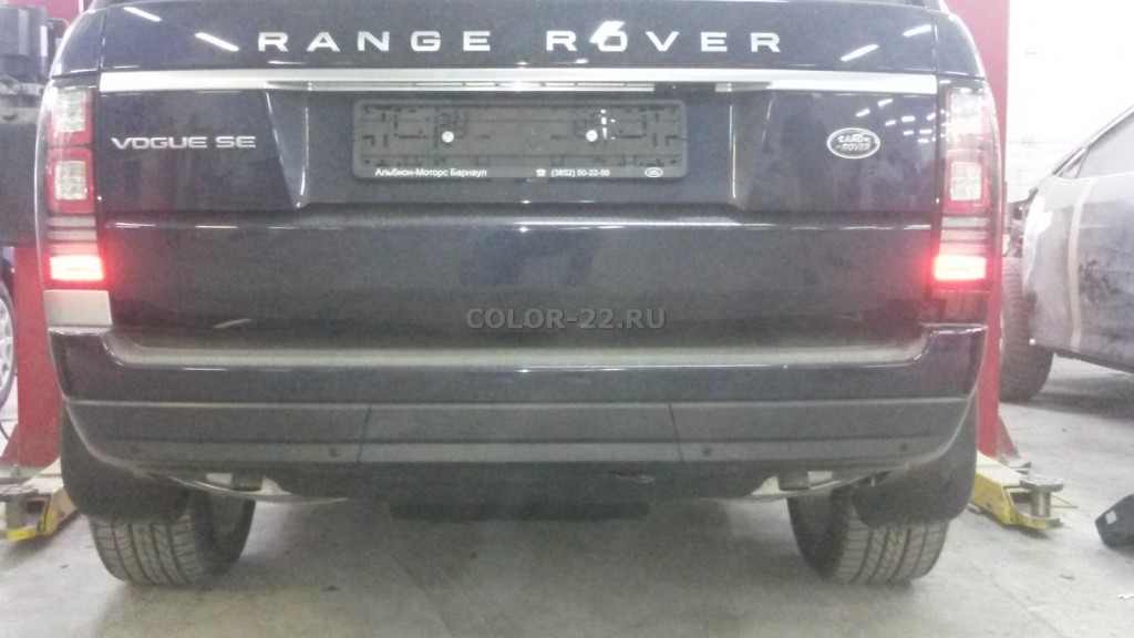 Range Rover: установка заднего бампера ZAILER