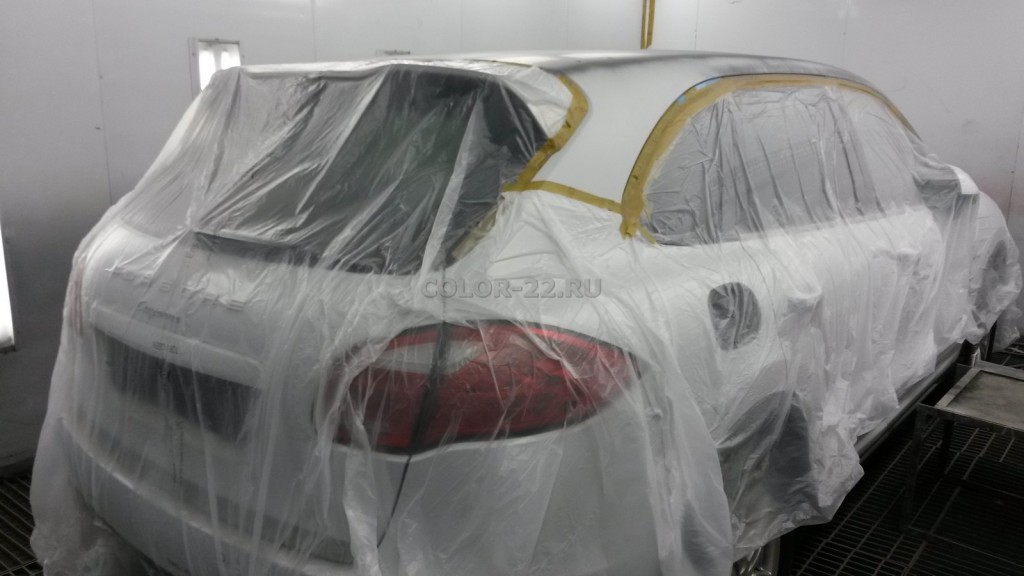 Porsche Cayenne: ремонт крыши